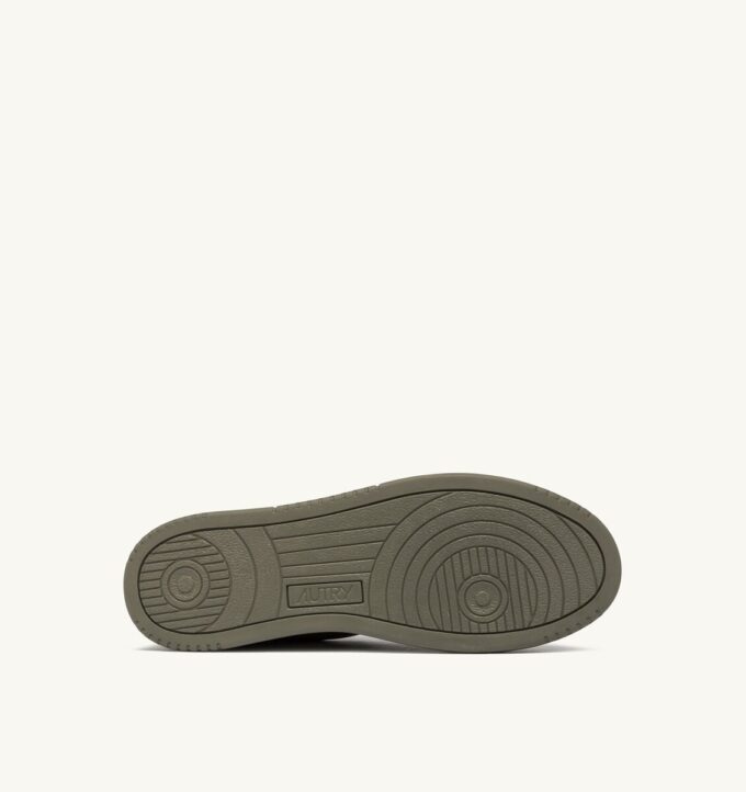 MEDALLISTA DE BASKETS LOW EN NAPPA COVERT GREEN MEDALLISTA DE BASKETS LOW EN NAPPA COVERT GREEN
