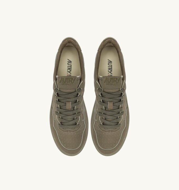 MEDALLISTA DE BASKETS LOW EN NAPPA COVERT GREEN MEDALLISTA DE BASKETS LOW EN NAPPA COVERT GREEN