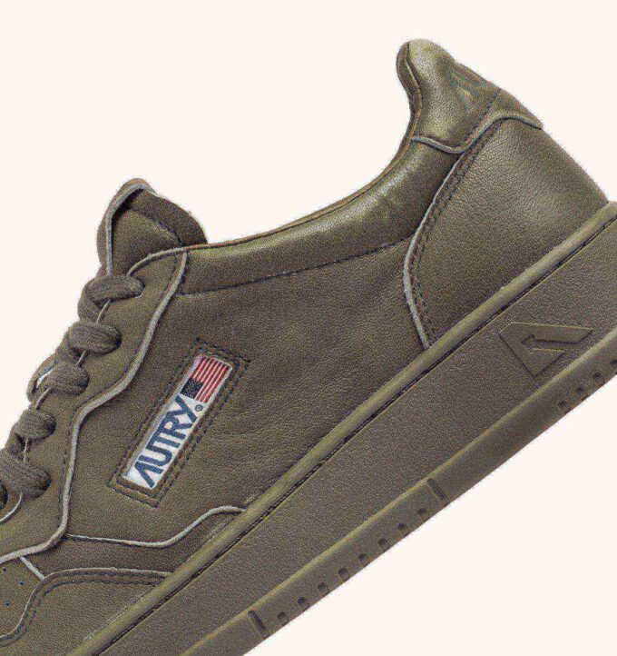 MEDALLISTA DE BASKETS LOW EN NAPPA COVERT GREEN MEDALLISTA DE BASKETS LOW EN NAPPA COVERT GREEN