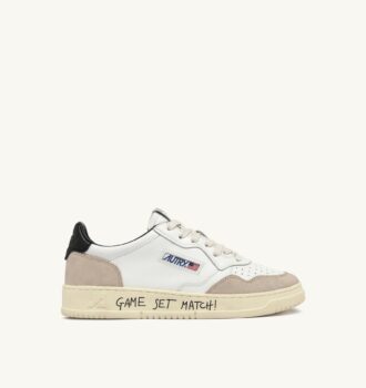 ZAPATILLAS BAJAS MEDALIST DE PIEL Y ANTE BLANCO Y NEGRO CON LETRAS