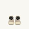 ZAPATILLAS BAJAS MEDALIST DE PIEL Y ANTE BLANCO Y NEGRO CON LETRAS ZAPATILLAS BAJAS MEDALIST DE PIEL Y ANTE BLANCO Y NEGRO CON LETRAS