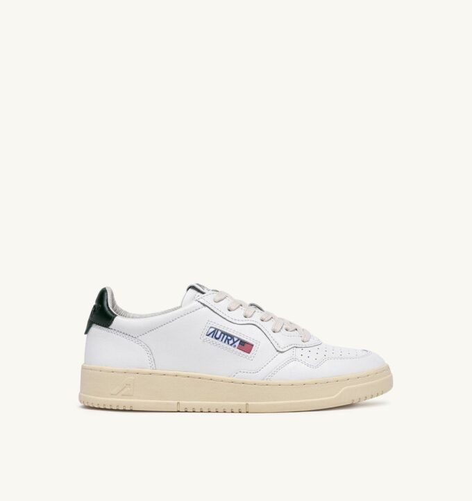 ZAPATILLAS BAJAS MEDALIST DE PIEL Y BLANCO MONTAÑA ZAPATILLAS BAJAS MEDALIST DE PIEL Y BLANCO MONTAÑA