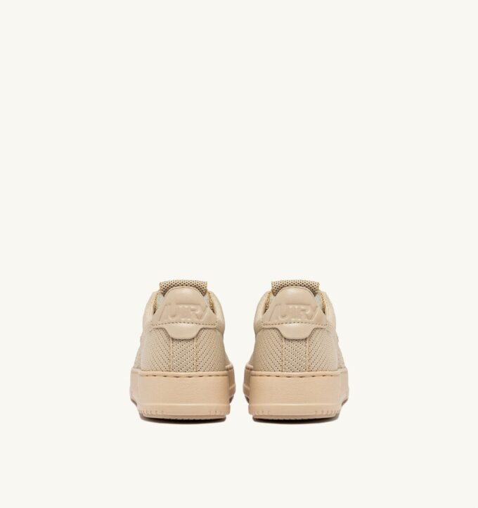 ZAPATILLAS BAJAS MEDALIST EASEKNIT EN PUNTO CREMA BRULEE
