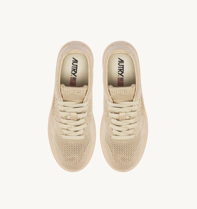 ZAPATILLAS BAJAS MEDALIST EASEKNIT EN PUNTO CREMA BRULEE