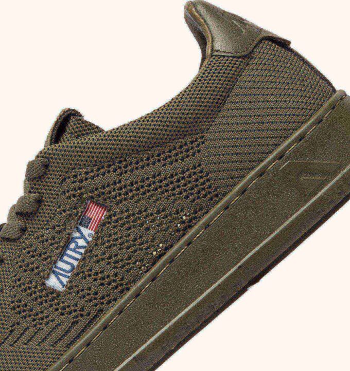 ZAPATILLAS BAJAS MEDALIST EASEKNIT EN PUNTO VERDE CUBIERTO