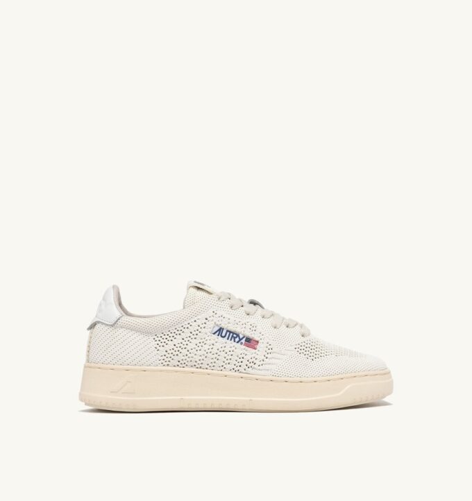 ZAPATILLAS BAJAS MEDALIST EASEKNIT EN PUNTO BLANCO MARFIL