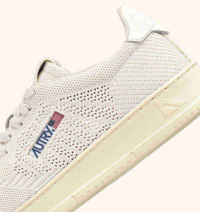 ZAPATILLAS BAJAS MEDALIST EASEKNIT EN PUNTO BLANCO MARFIL