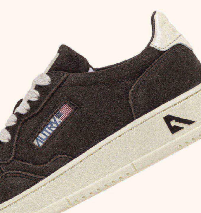 ZAPATILLAS BAJAS MEDALIST EN ANTE MOKA Y BLANCO ROJO ZAPATILLAS BAJAS MEDALIST EN ANTE MOKA Y BLANCO ROJO