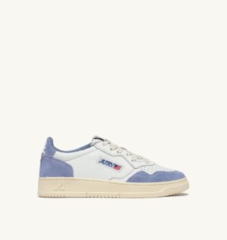 zapatillas bajas medalist en ante y piel color blanco y claudia 1 330x350 - CESTA MEDALISTA LOW EN DAIM ET CUIR BLANC ET CLAUDIA