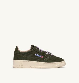 ZAPATILLAS BAJAS MEDALIST EN EFECTO PELO DE PONI VERDE MILITAR