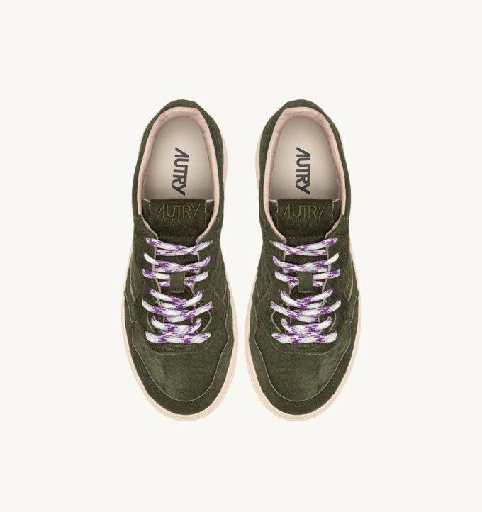 ZAPATILLAS BAJAS MEDALIST EN EFECTO PELO DE PONI VERDE MILITAR ZAPATILLAS BAJAS MEDALIST EN EFECTO PELO DE PONI VERDE MILITAR