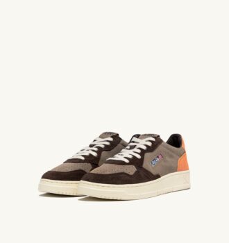 ZAPATILLAS BAJAS MEDALIST EN FANTA TRICOLOR MARRÓN Y ANTE MOKA