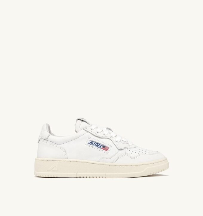 CESTAS MEDALISTA BAJAS EN NAPPA BLANCA SUPER SUAVE CESTAS MEDALISTA BAJAS EN NAPPA BLANCA SUPER SUAVE