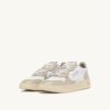 ZAPATILLAS BAJAS MEDALIST EN PIEL BLANCA Y ESPUMA TIDAL ZAPATILLAS BAJAS MEDALIST EN PIEL BLANCA Y ESPUMA TIDAL