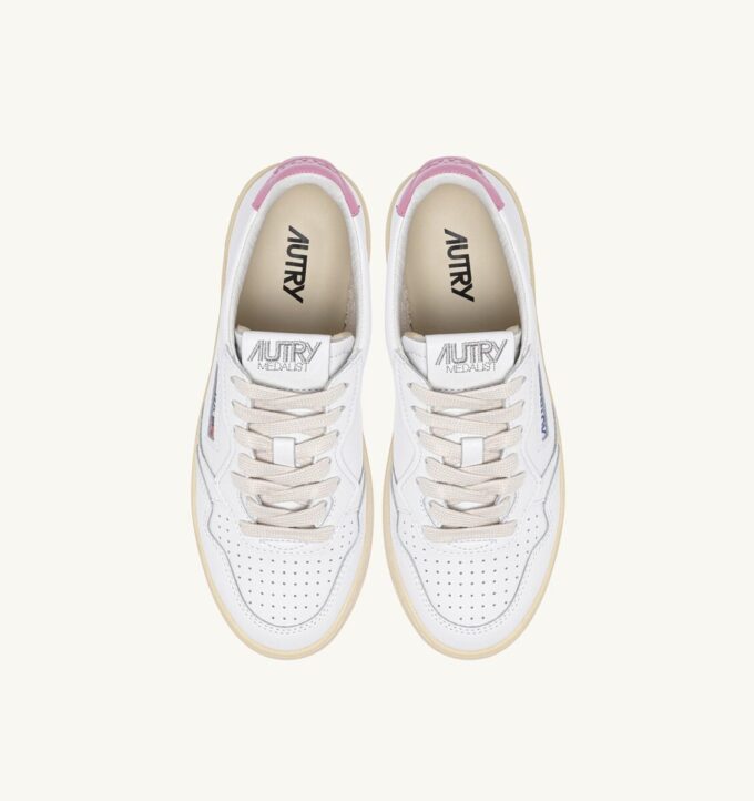 ZAPATILLAS BAJAS MEDALIST EN PIEL BLANCA Y POLIGNAC