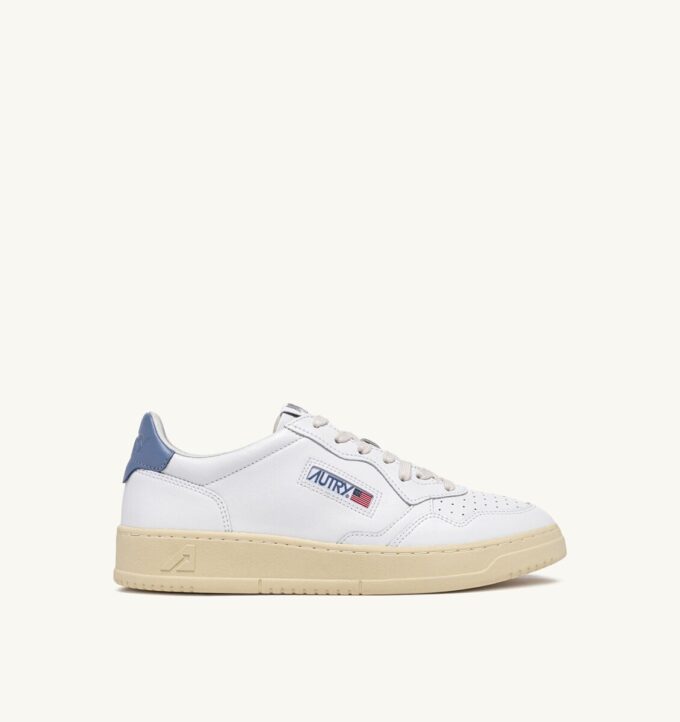 ZAPATILLAS BAJAS MEDALIST EN PIEL BLANCA Y TEMPEST ZAPATILLAS BAJAS MEDALIST EN PIEL BLANCA Y TEMPEST