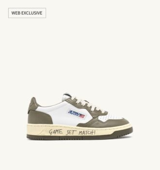 ZAPATILLAS BAJAS MEDALIST EN PIEL COLOR BLANCO Y VERDE CUBIERTO CON LETRAS ZAPATILLAS BAJAS MEDALIST EN PIEL COLOR BLANCO Y VERDE CUBIERTO CON LETRAS