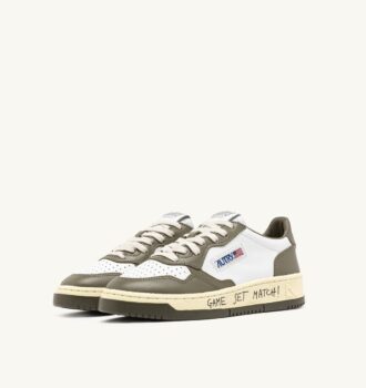 ZAPATILLAS BAJAS MEDALIST EN PIEL COLOR BLANCO Y VERDE CUBIERTO CON LETRAS