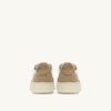 ZAPATILLAS BAJAS MEDALIST EN PIEL MARSHMALLOW Y BRILLO ARENA ZAPATILLAS BAJAS MEDALIST EN PIEL MARSHMALLOW Y BRILLO ARENA
