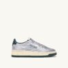 ZAPATILLAS BAJAS MEDALIST EN PIEL METALIZADA PLATA Y BOTELLA ZAPATILLAS BAJAS MEDALIST EN PIEL METALIZADA PLATA Y BOTELLA