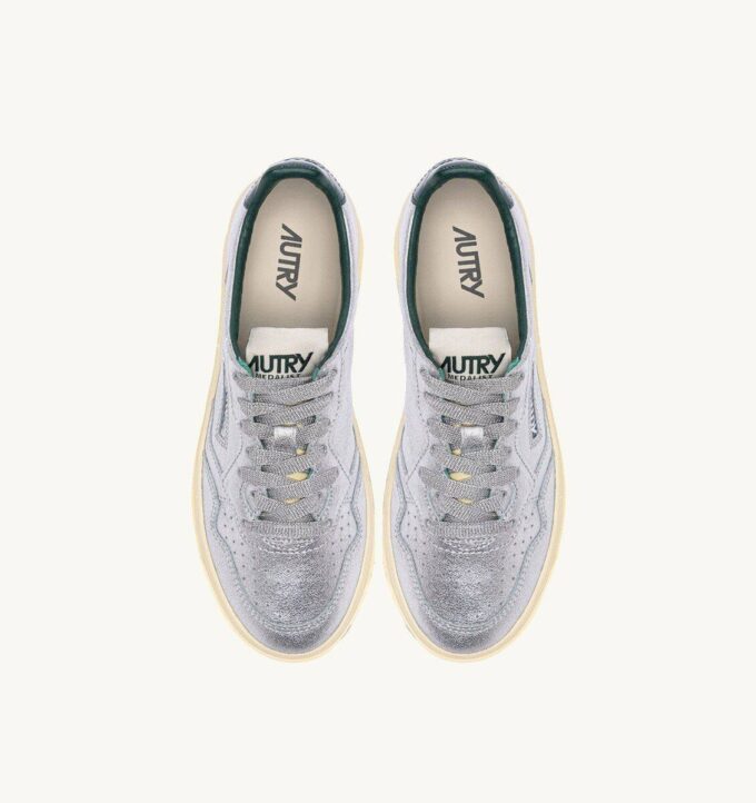 ZAPATILLAS BAJAS MEDALIST EN PIEL METALIZADA PLATA Y BOTELLA ZAPATILLAS BAJAS MEDALIST EN PIEL METALIZADA PLATA Y BOTELLA