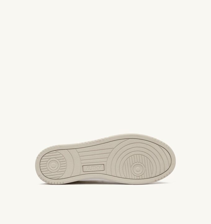 ZAPATILLAS BAJAS MEDALIST EN PIEL MOUNTAIN Y LOFT ZAPATILLAS BAJAS MEDALIST EN PIEL MOUNTAIN Y LOFT