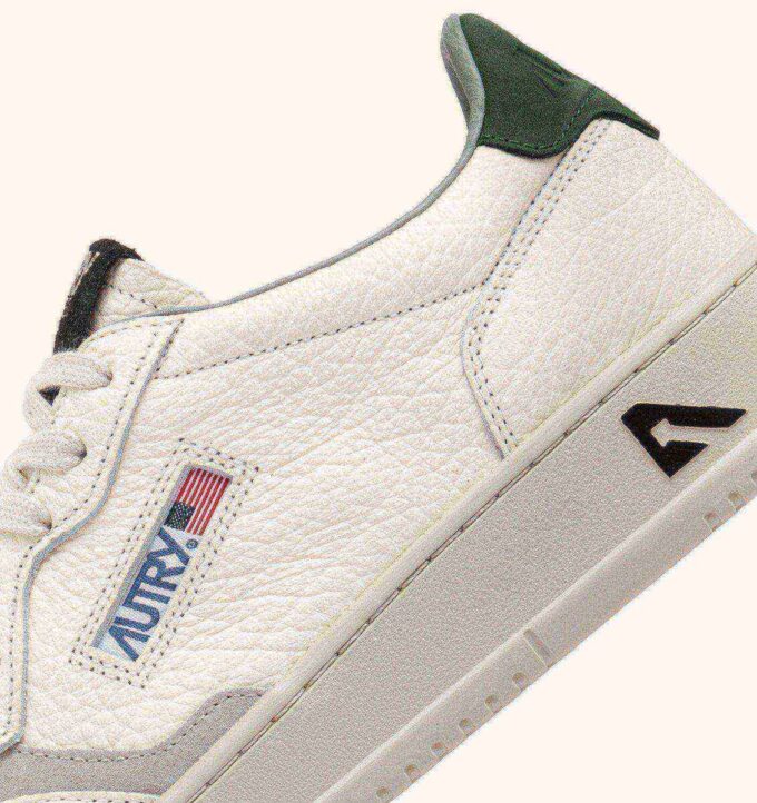 ZAPATILLAS BAJAS MEDALIST EN PIEL MOUNTAIN Y LOFT ZAPATILLAS BAJAS MEDALIST EN PIEL MOUNTAIN Y LOFT