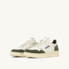 ZAPATILLAS BAJAS MEDALIST EN PIEL Y ANTE BLANCOS Y MILITARES ZAPATILLAS BAJAS MEDALIST EN PIEL Y ANTE BLANCOS Y MILITARES