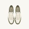ZAPATILLAS BAJAS MEDALIST EN PIEL Y ANTE BLANCOS Y MILITARES ZAPATILLAS BAJAS MEDALIST EN PIEL Y ANTE BLANCOS Y MILITARES