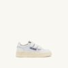 ZAPATILLAS BAJAS MEDALIST KIDSTRIPES DE PIEL BLANCA