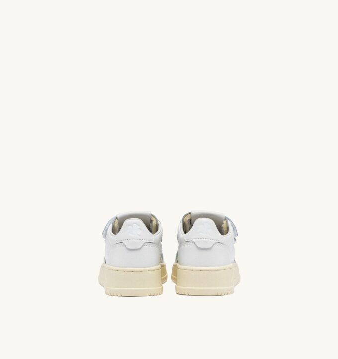 ZAPATILLAS BAJAS MEDALIST KIDSTRIPES DE PIEL BLANCA