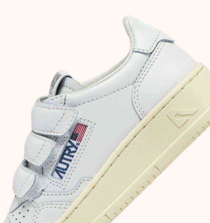 ZAPATILLAS BAJAS MEDALIST KIDSTRIPES DE PIEL BLANCA