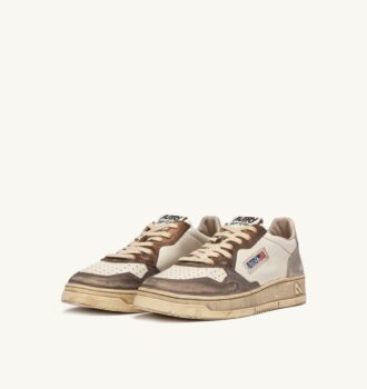 ZAPATILLAS BAJAS MEDALIST SUPER VINTAGE EN PIEL BLANCA CHOCOLATE Y PLATA