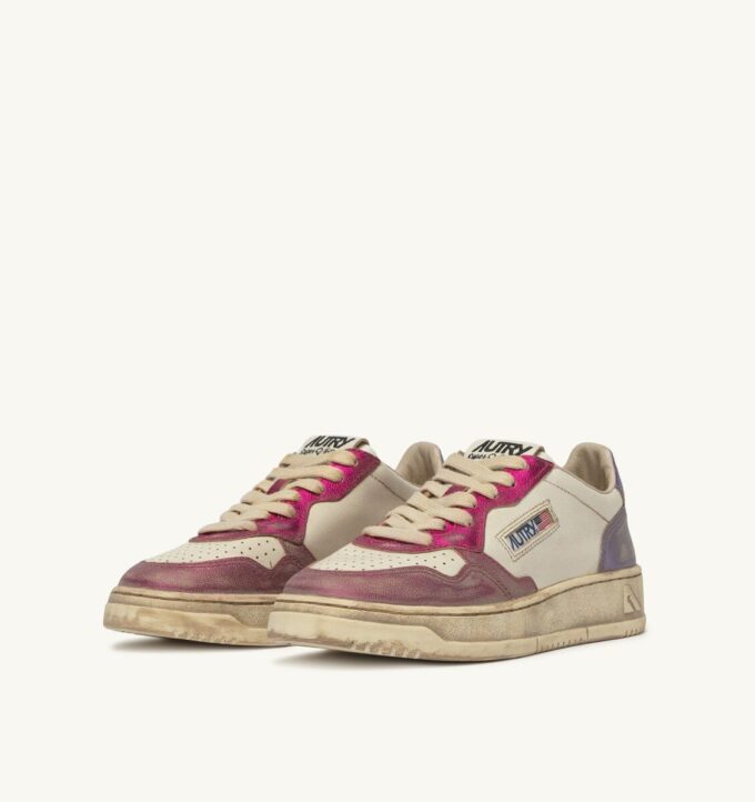 ZAPATILLAS BAJAS MEDALIST SUPER VINTAGE EN PIEL BLANCA FUCSIA Y VIOLETA ZAPATILLAS BAJAS MEDALIST SUPER VINTAGE EN PIEL BLANCA FUCSIA Y VIOLETA