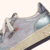 ZAPATILLAS BAJAS MEDALIST SUPER VINTAGE EN PIEL METALIZADA TONO PLATEADO ZAPATILLAS BAJAS MEDALIST SUPER VINTAGE EN PIEL METALIZADA TONO PLATEADO