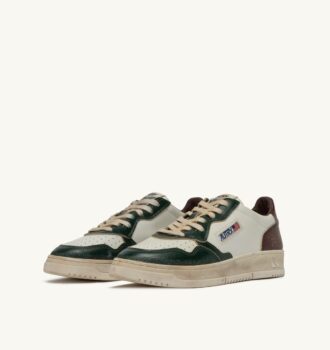 ZAPATILLAS BAJAS MEDALIST SUPER VINTAGE EN PIEL PINAR BLANCO Y PASAS DE RON