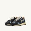 ZAPATILLAS BAJAS REELWIND CON BORDADO PHAN Y AZUL CELESTIAL ZAPATILLAS BAJAS REELWIND CON BORDADO PHAN Y AZUL CELESTIAL