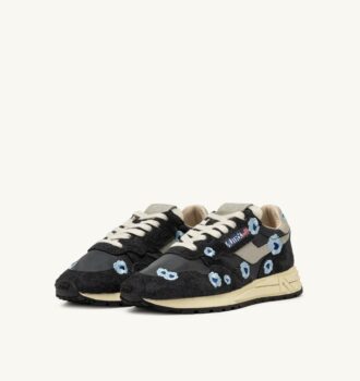 ZAPATILLAS BAJAS REELWIND CON BORDADO PHAN Y AZUL CELESTIAL
