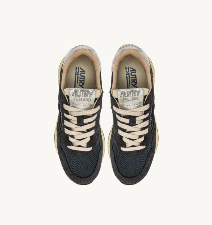 ZAPATILLAS BAJAS REELWIND DE ANTE Y PIEL DE NYLON EN TONOS CARBONO Y PLATEADO ZAPATILLAS BAJAS REELWIND DE ANTE Y PIEL DE NYLON EN TONOS CARBONO Y PLATEADO