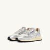 ZAPATILLAS BAJAS REELWIND DE NYLON BLANCO Y CUERO METALIZADO EN TONO PLATEADO ZAPATILLAS BAJAS REELWIND DE NYLON BLANCO Y CUERO METALIZADO EN TONO PLATEADO