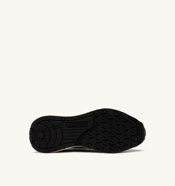 ZAPATILLAS BAJAS REELWIND DE NYLON MILITAR Y ANTE ZAPATILLAS BAJAS REELWIND DE NYLON MILITAR Y ANTE