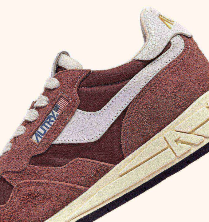 ZAPATILLAS BAJAS REELWIND DE NYLON Y ANTE COLOR SALSA PICANTE Y BLANCO ZAPATILLAS BAJAS REELWIND DE NYLON Y ANTE COLOR SALSA PICANTE Y BLANCO
