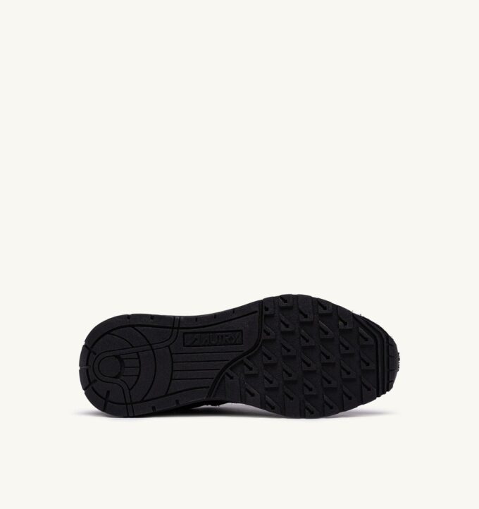 ZAPATILLAS BAJAS REELWIND DE NYLON Y ANTE NEGROS ZAPATILLAS BAJAS REELWIND DE NYLON Y ANTE NEGROS