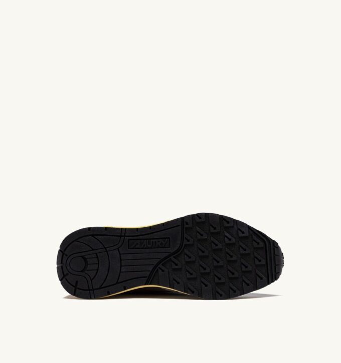 ZAPATILLAS BAJAS REELWIND EN ANTE Y MALLA GRIS Y LUNA ZAPATILLAS BAJAS REELWIND EN ANTE Y MALLA GRIS Y LUNA