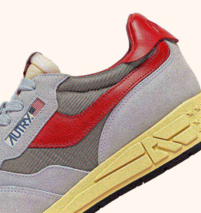 ZAPATILLAS BAJAS REELWIND EN ANTE Y MALLA GRIS Y LUNA ZAPATILLAS BAJAS REELWIND EN ANTE Y MALLA GRIS Y LUNA