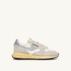 ZAPATILLAS BAJAS REELWIND EN ANTE Y NYLON BLANCOS Y PLATEADOS ZAPATILLAS BAJAS REELWIND EN ANTE Y NYLON BLANCOS Y PLATEADOS