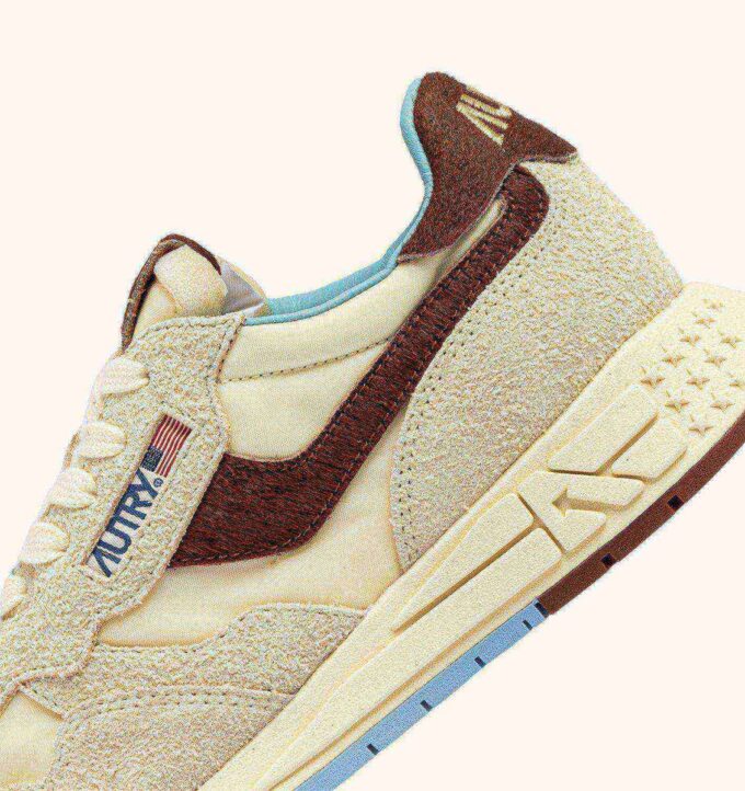ZAPATILLAS BAJAS REELWIND EN ANTE Y NYLON COLOR NUEZ Y MARRÓN ZAPATILLAS BAJAS REELWIND EN ANTE Y NYLON COLOR NUEZ Y MARRÓN