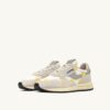 ZAPATILLAS BAJAS REELWIND EN BLANCO Y BORDADO DE RANÚCULA ZAPATILLAS BAJAS REELWIND EN BLANCO Y BORDADO DE RANÚCULA