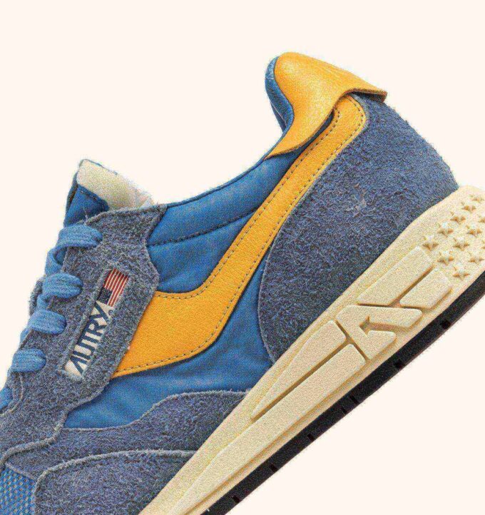 ZAPATILLAS BAJAS REELWIND EN FUSIÓN DE ANTE Y NYLON CENBLE Y DORADO ZAPATILLAS BAJAS REELWIND EN FUSIÓN DE ANTE Y NYLON CENBLE Y DORADO