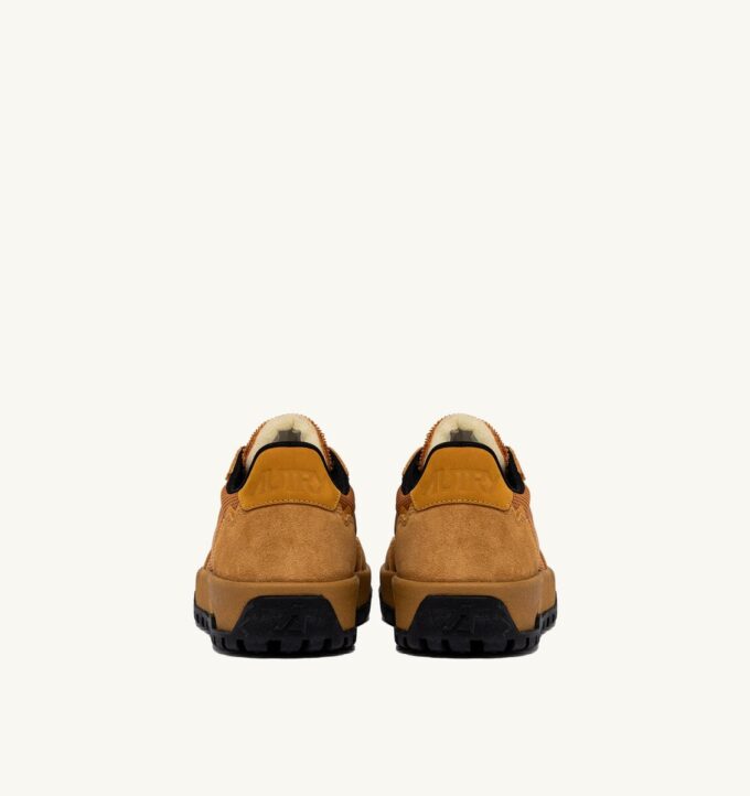 ZAPATILLAS BAJAS WILDPACE DE MALLA DE ESPINO AMARILLO Y ANTE ZAPATILLAS BAJAS WILDPACE DE MALLA DE ESPINO AMARILLO Y ANTE